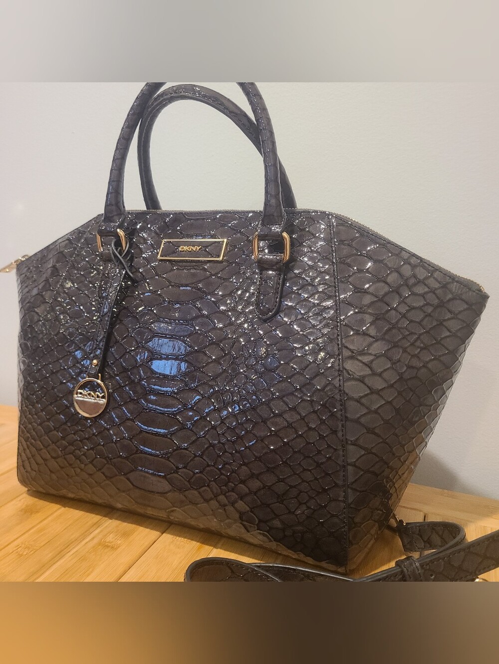 Rare DKNY 100% Genuine Crocodile Leather Large Satchel